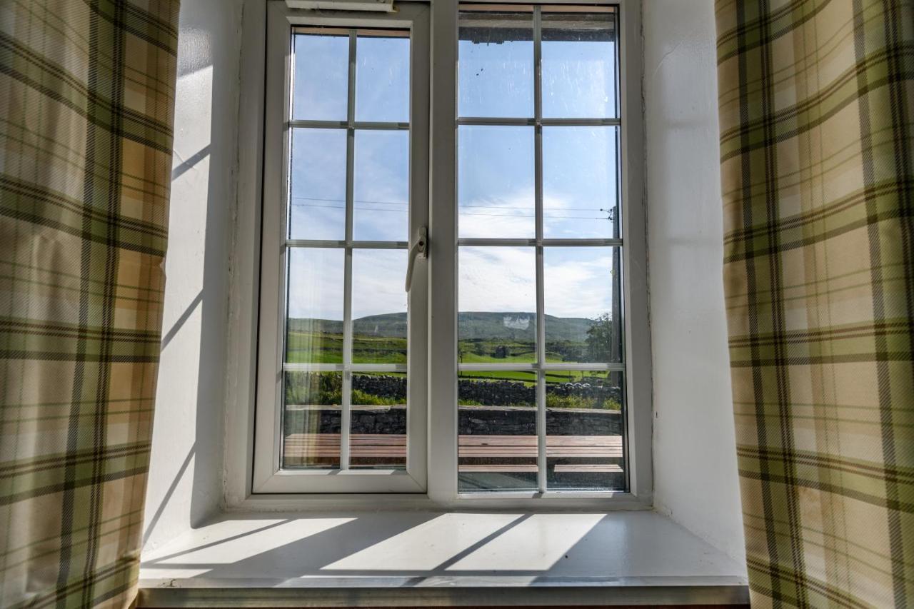 Old School House - Yorkshire Three Peaks Challenge Weathercote Exteriér fotografie