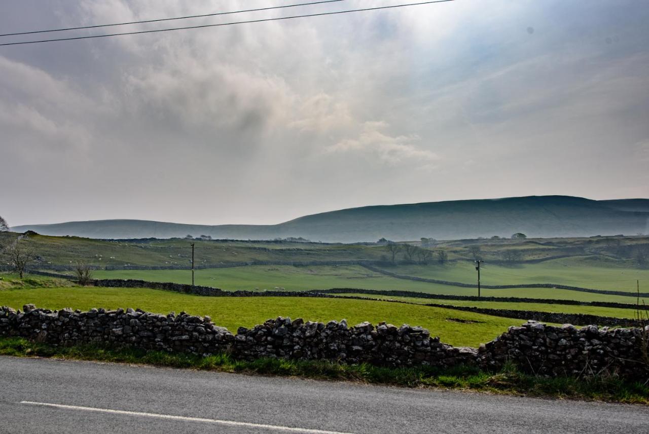 Old School House - Yorkshire Three Peaks Challenge Weathercote Exteriér fotografie